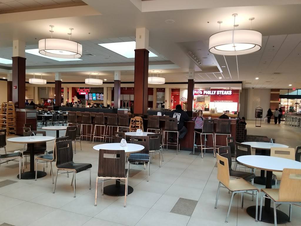 Charleys Philly Steaks | restaurant | 2501 Wabash Ave, Springfield, IL 62704, USA | 2177930904 OR +1 217-793-0904