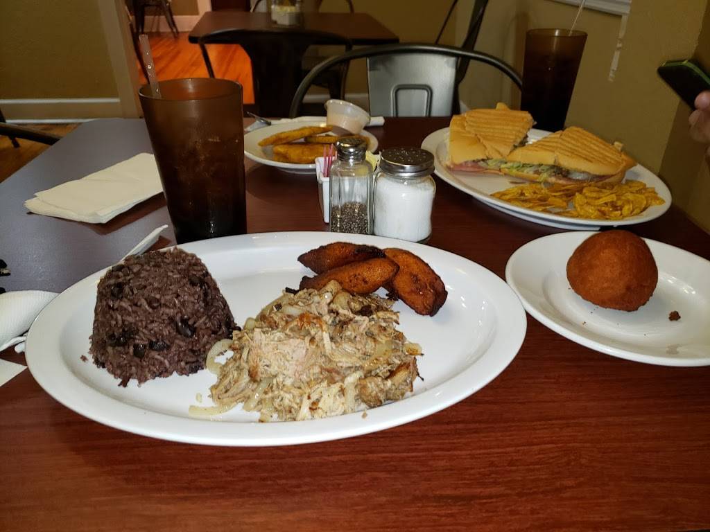 Chicas Cuban Cafe | restaurant | 208 W Howry Ave, DeLand, FL 32720, USA | 3864699969 OR +1 386-469-9969