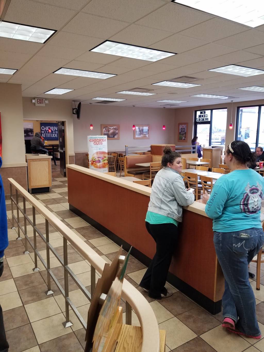 Wendys | restaurant | 900 S Eagle St, Weimar, TX 78962, USA | 9797258640 OR +1 979-725-8640