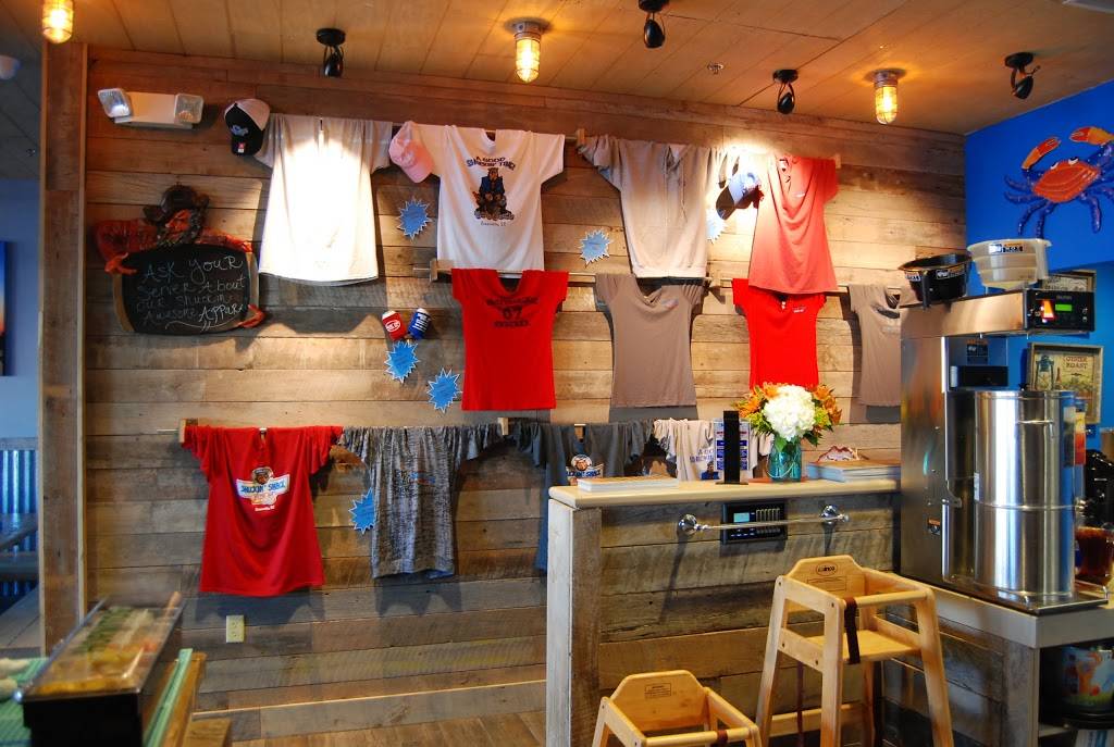 Shuckin Shack Oyster Bar | restaurant | 3620 Pelham Rd #4, Greenville, SC 29615, USA | 8643358975 OR +1 864-335-8975