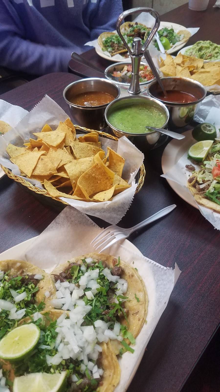 Taqueria Los Altos De Jal | restaurant | 5827 Roosevelt Rd, Cicero, IL 60804, USA | 7086835094 OR +1 708-683-5094