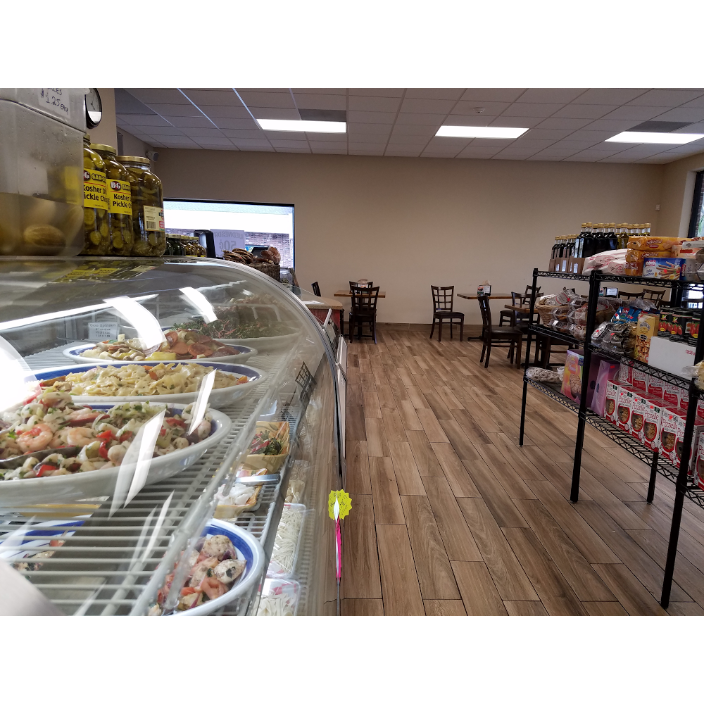 Genoa Deli & Pizza | restaurant | 113 Danbury Rd, Ridgefield, CT 06877, USA | 2034314837 OR +1 203-431-4837