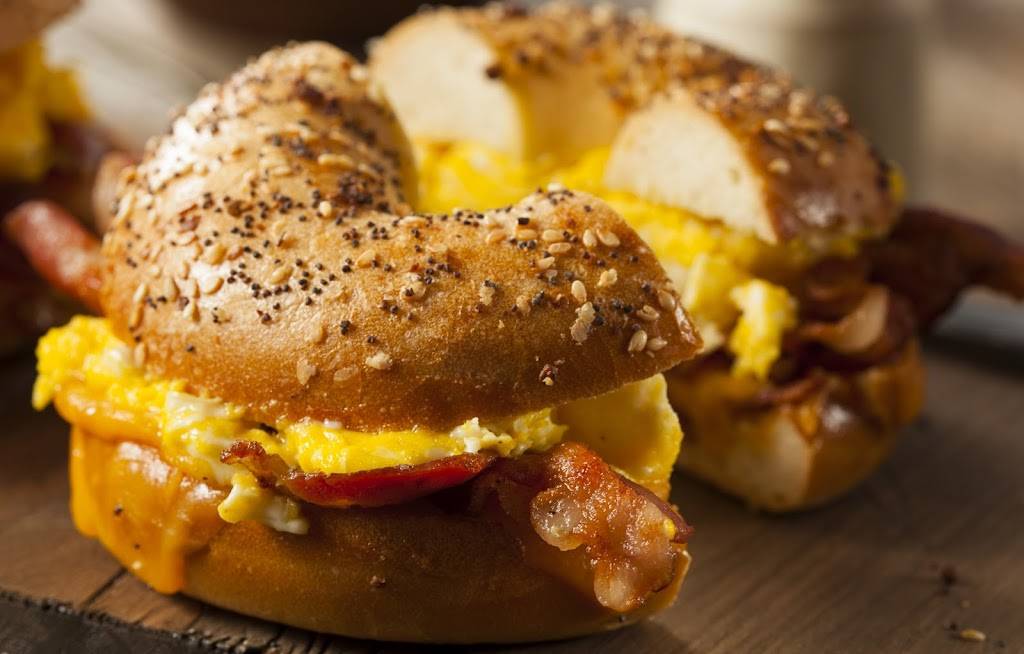 Sugarlicious | bakery | 101 E Foothill Blvd #33, Pomona, CA 91767, USA | 9092889330 OR +1 909-288-9330