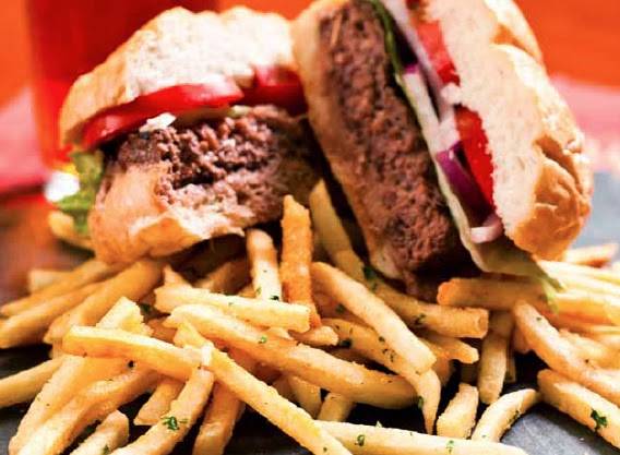 Firewood Café | restaurant | 1 Airport Dr, Oakland, CA 94621, USA | 5105633831 OR +1 510-563-3831