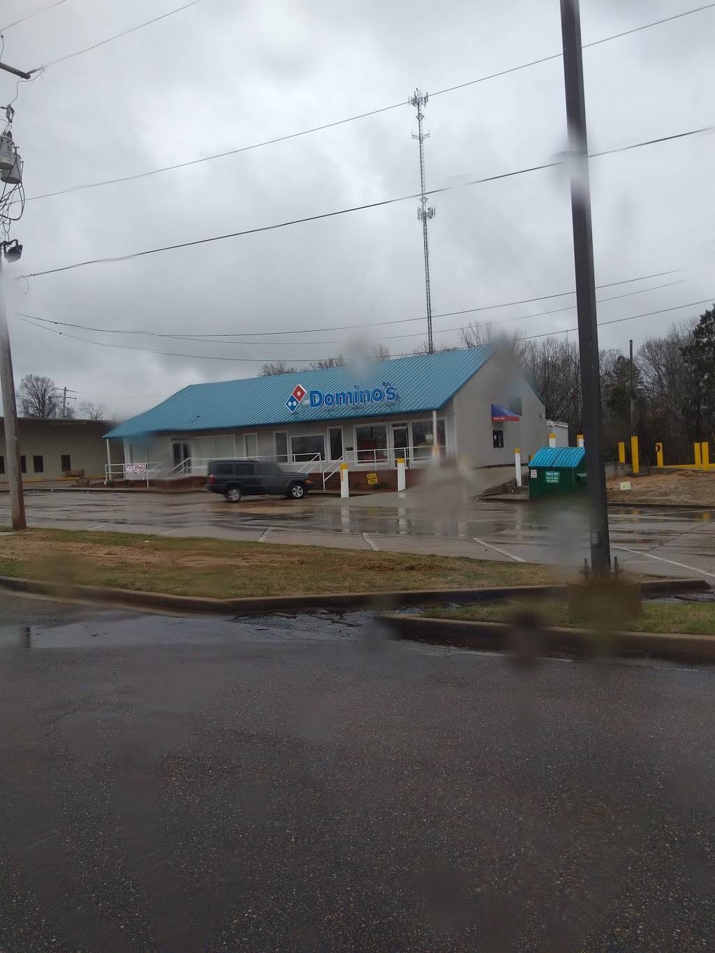 Dominos Pizza | meal delivery | 1303 Hwy 8 #D, Grenada, MS 38901, USA | 6622263833 OR +1 662-226-3833