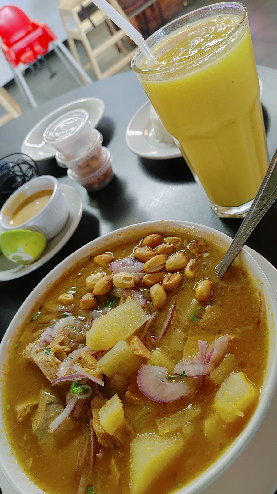 El Rinconcito Restaurant Ecuatoriano & Bakery | restaurant | 7001 West Chester Pike, Upper Darby, PA 19082, USA | 6107136313 OR +1 610-713-6313