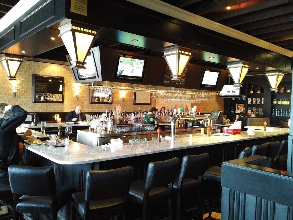 Bâton Rouge Steakhouse & Bar | restaurant | 5385 Rue des Jockeys, Montréal, QC H4P 2T8, Canada | 5147381616 OR +1 514-738-1616