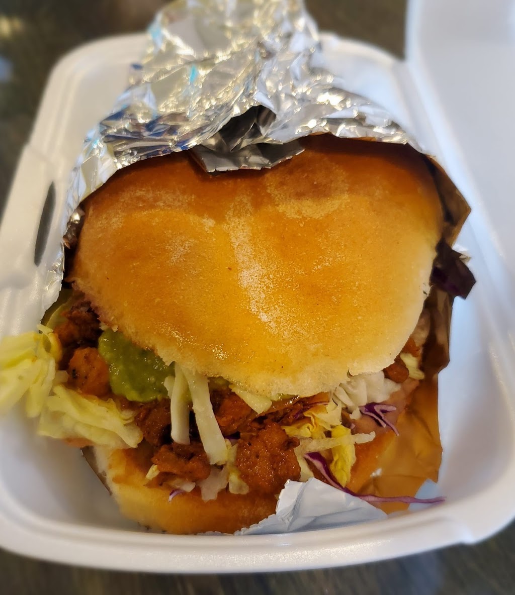 Tona y Lauras Cocina, MejorKTuAbuelitas | restaurant | 1430 E Truxtun Ave, Bakersfield, CA 93305, USA | 6614778305 OR +1 661-477-8305