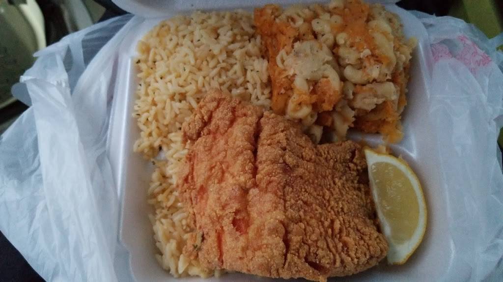 Hot Pots | meal takeaway | 2374 Main St, Hartford, CT 06120, USA | 8602410200 OR +1 860-241-0200