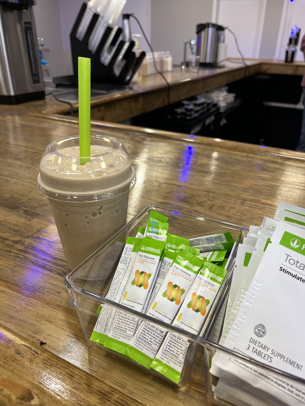 Clarksburg Nutrition | restaurant | 1201 S Chestnut St, Clarksburg, WV 26301, USA | 3046270231 OR +1 304-627-0231