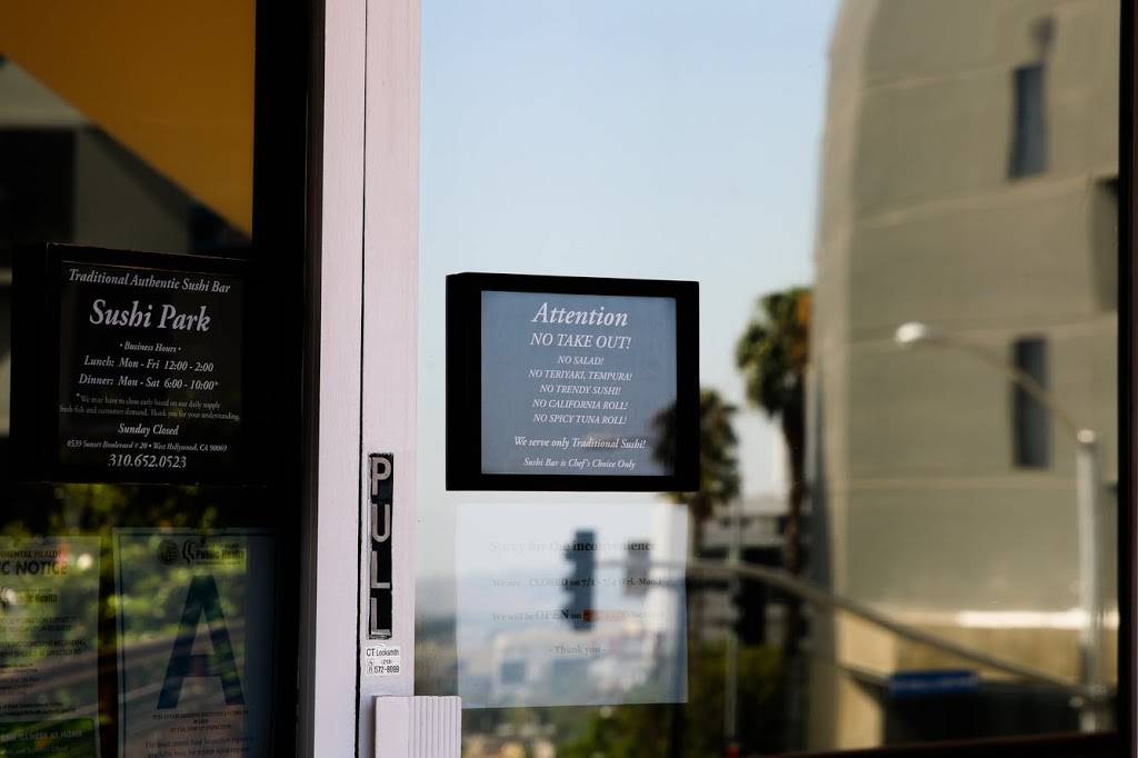 Sushi Park | restaurant | 8539 Sunset Blvd #20, West Hollywood, CA 90069, USA | 3106520523 OR +1 310-652-0523