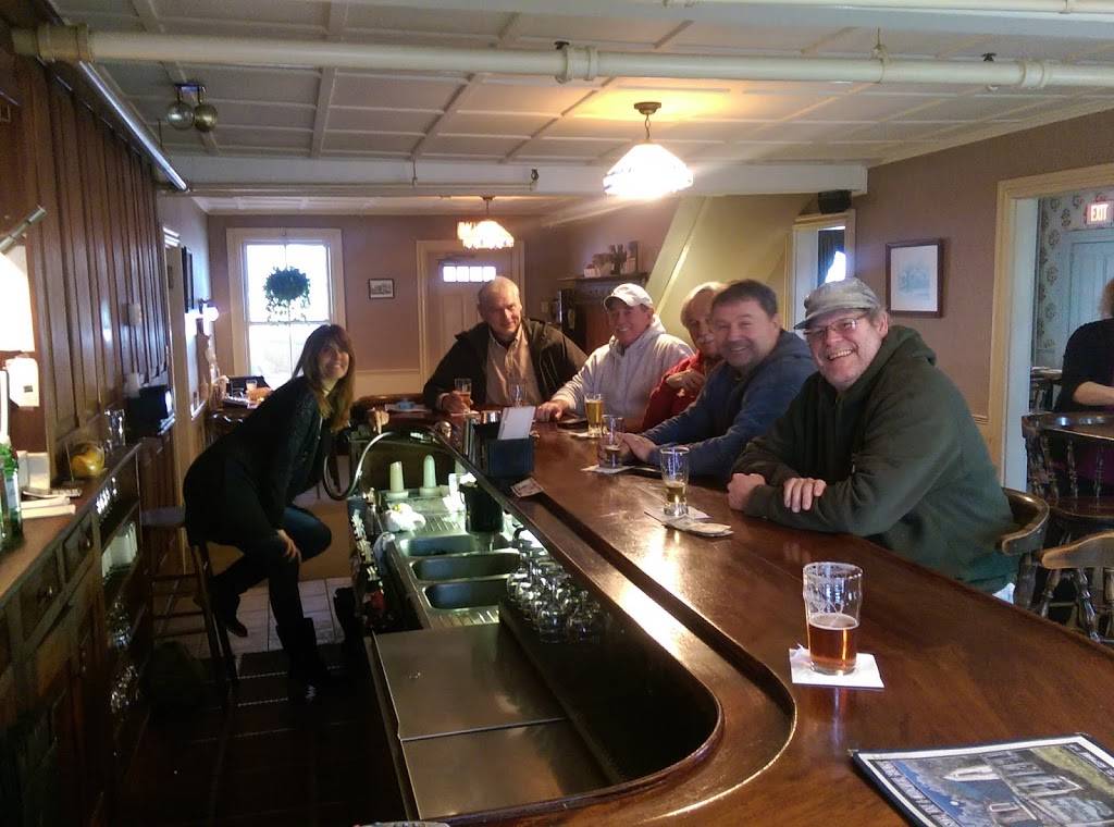 Brewster Inn & Chowder House | night club | 1933 Main St, Brewster, MA 02631, USA | 5088967771 OR +1 508-896-7771