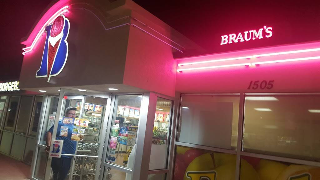 Braums Ice Cream & Burger Restaurant | restaurant | 1505 S Main St, Weatherford, TX 76086, USA | 8175940811 OR +1 817-594-0811