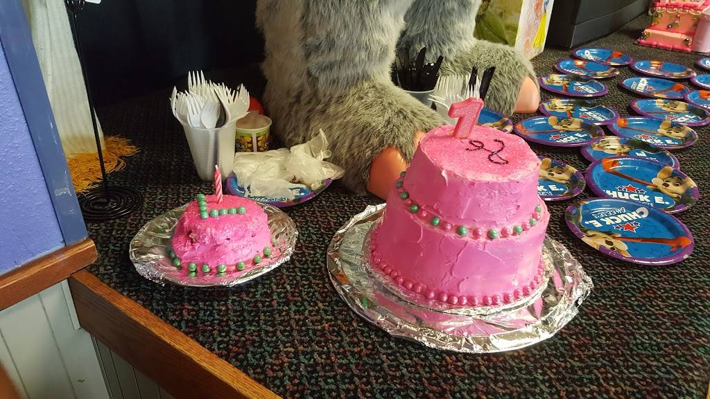 Chuck E. Cheese | restaurant | 42001 Ford Rd, Canton, MI 48187, USA | 7349810333 OR +1 734-981-0333