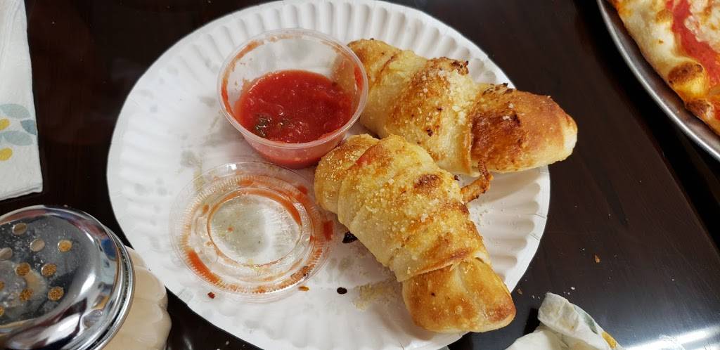 Al’s New York pizza | restaurant | 158 Hialeah Dr, Hialeah, FL 33010, USA | 7866550192 OR +1 786-655-0192