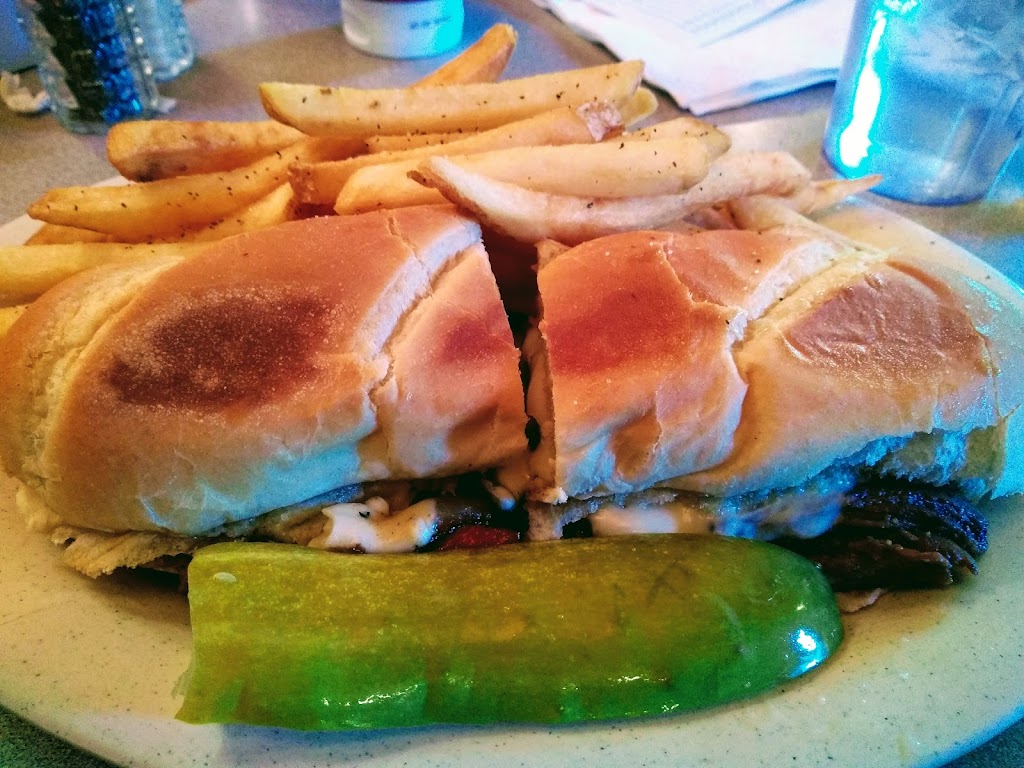 Ropers Restaurant | restaurant | 105 N Broadview St, Greenbrier, AR 72058, USA | 5016790675 OR +1 501-679-0675