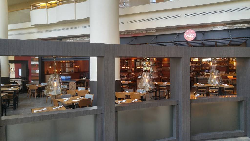 Siro Urban Italian Kitchen | restaurant | 8701 World Center Dr, Orlando, FL 32821, USA | 4072388619 OR +1 407-238-8619