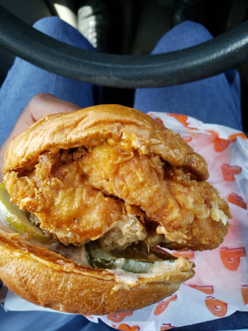 Popeyes Louisiana Kitchen | restaurant | 9854 Halls Ferry Road, St. Louis, MO 63136, USA | 3148699424 OR +1 314-869-9424