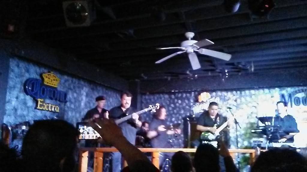 Los Arcos De Alisal Restaurant | restaurant | 504 E Alisal St, Salinas, CA 93905, USA | 8314242975 OR +1 831-424-2975