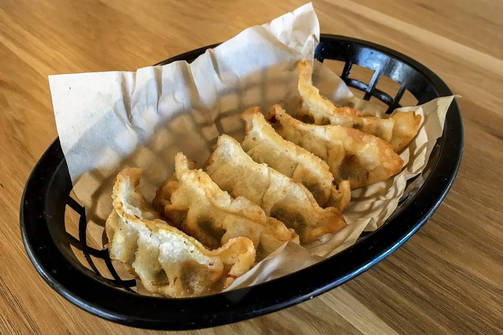 RollStop Sushi | restaurant | 1385 W Park Western Dr, San Pedro, CA 90732, USA | 4243685980 OR +1 424-368-5980