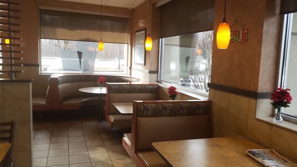 McDonalds | cafe | 5745 Heisley Rd, Mentor, OH 44060, USA | 4403577507 OR +1 440-357-7507