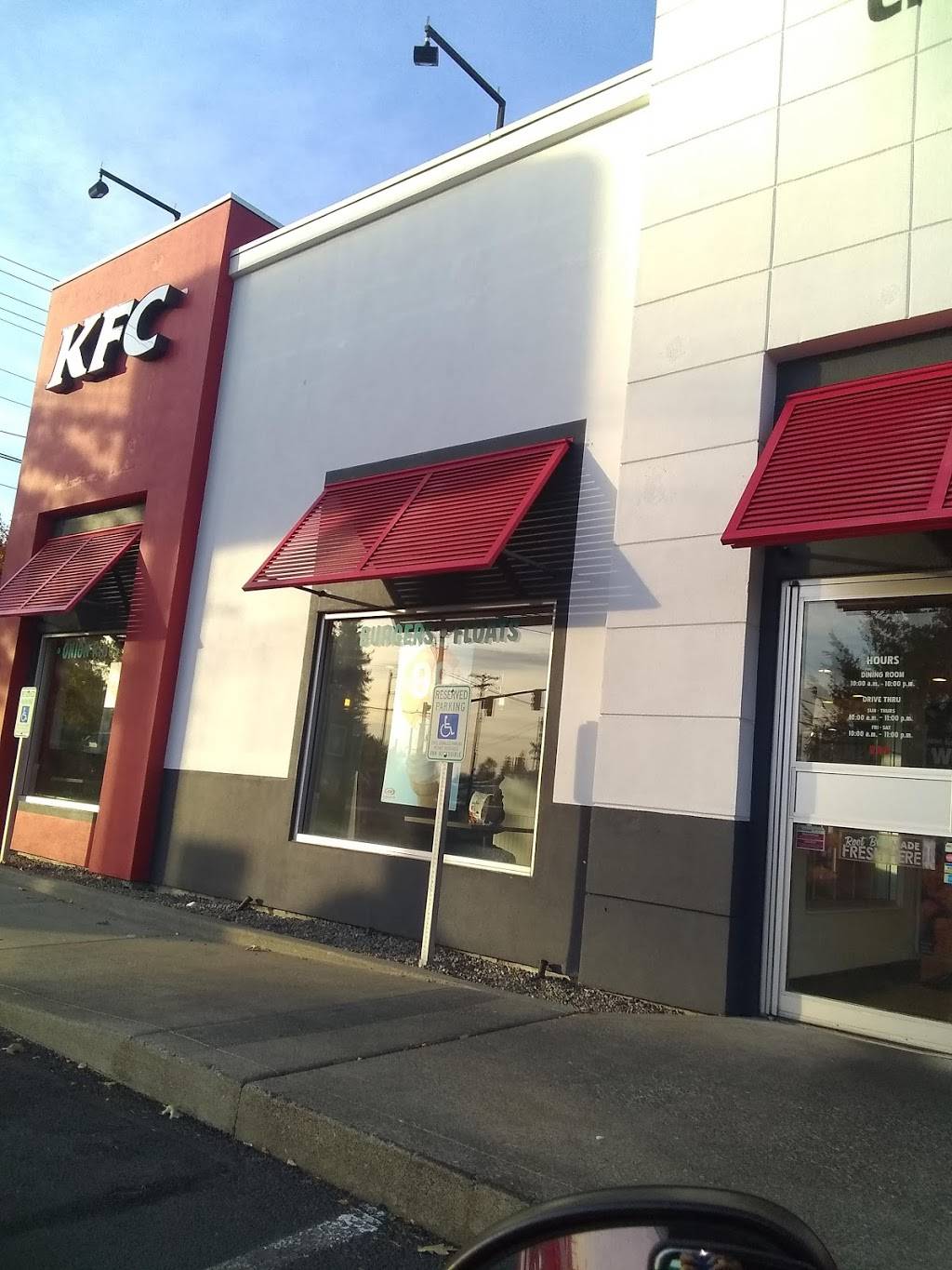 KFC | restaurant | 11719 Bridgeport Way SW, Tacoma, WA 98499, USA | 2535823411 OR +1 253-582-3411
