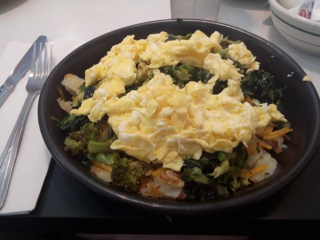 The Golden Egg | restaurant | 2660 Washtenaw Ave, Ypsilanti, MI 48197, USA | 7344340100 OR +1 734-434-0100