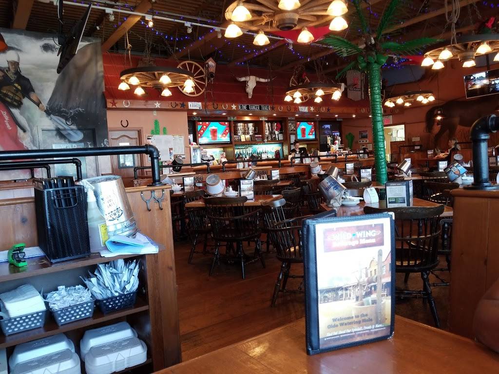 Wild Wing | restaurant | 501 Towerhill Rd, Peterborough, ON K9H 7S3, Canada | 7057459464 OR +1 705-745-9464