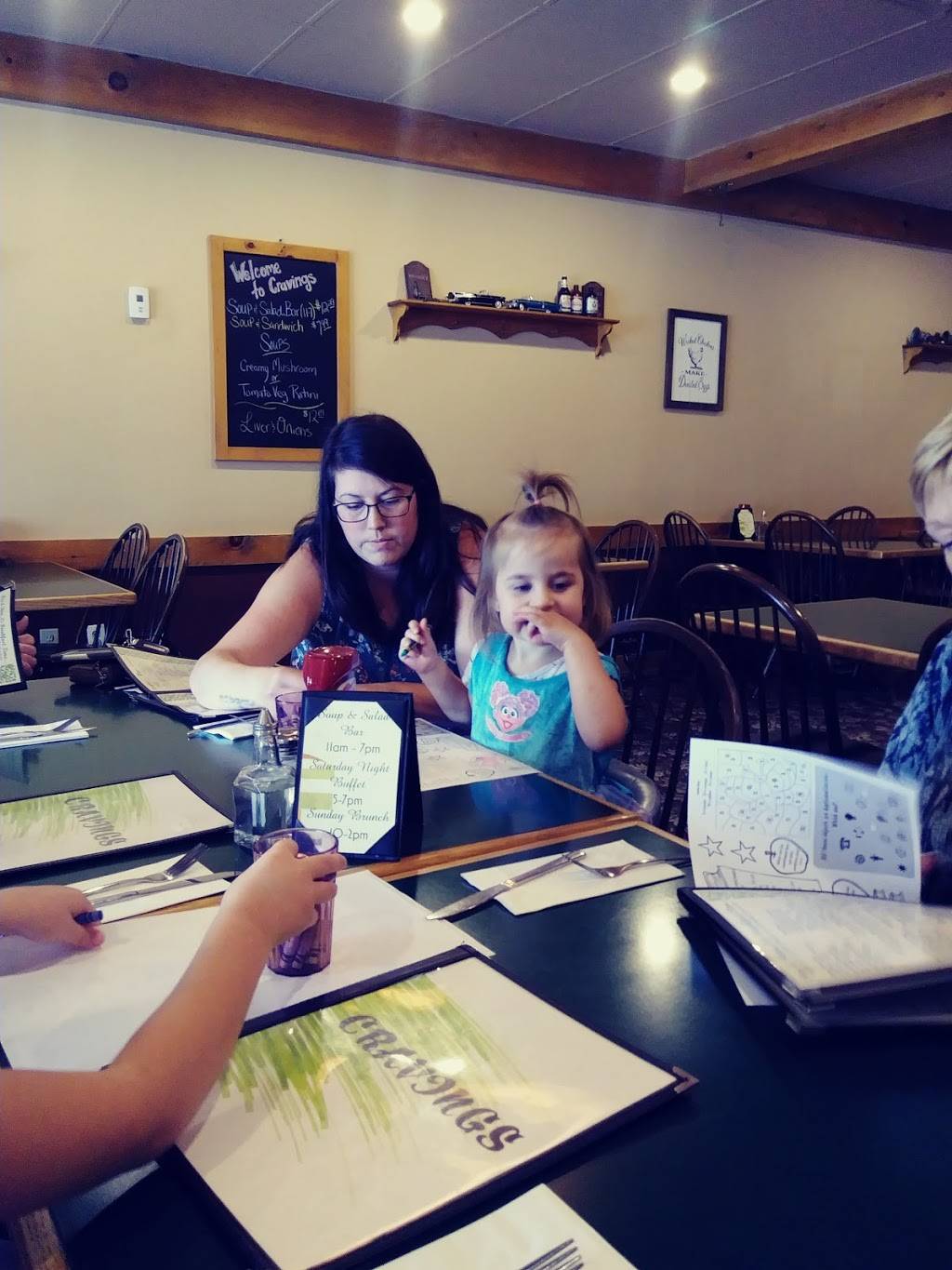 Cravings Family Restaurant | restaurant | 208 7th Ave, Hanover, ON N4N 2H1, Canada | 5193647141 OR +1 519-364-7141