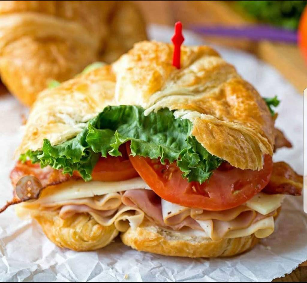 CJS Bar And Grill | restaurant | 105 E Marion St #7756, Monroe, IA 50170, USA | 6412592222 OR +1 641-259-2222