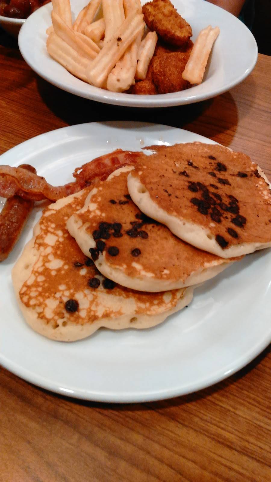 Dennys | restaurant | 900 N Leavitt Rd, Amherst, OH 44001, USA | 4409842426 OR +1 440-984-2426