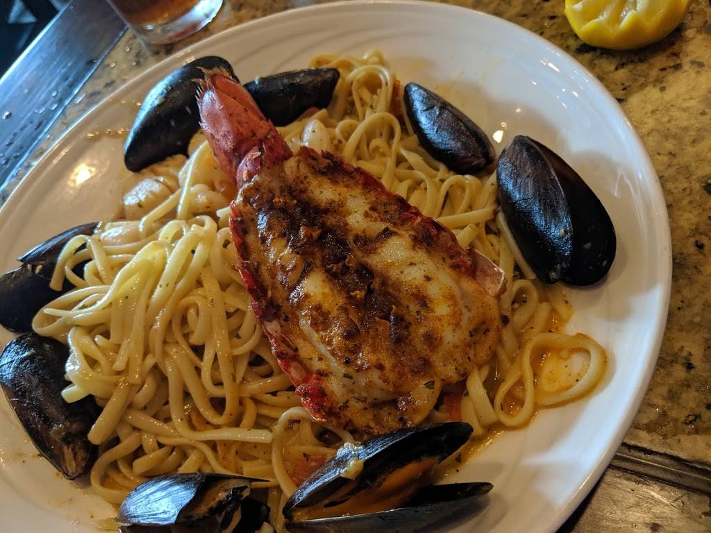 Moustos Pasta and Grill | restaurant | 1305 E Wood St, Paris, TN 38242, USA | 7314079155 OR +1 731-407-9155