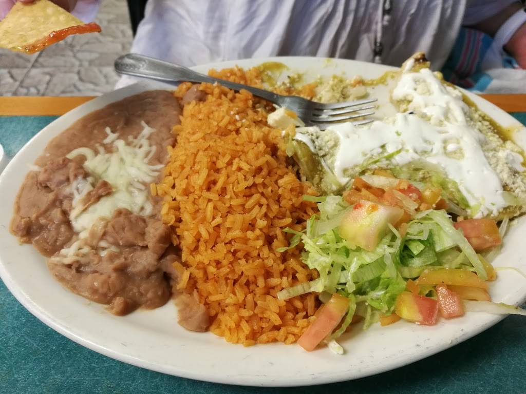 El Arroyito | restaurant | 1131 Forest Pkwy, Forest Park, GA 30297, USA | 4049680022 OR +1 404-968-0022