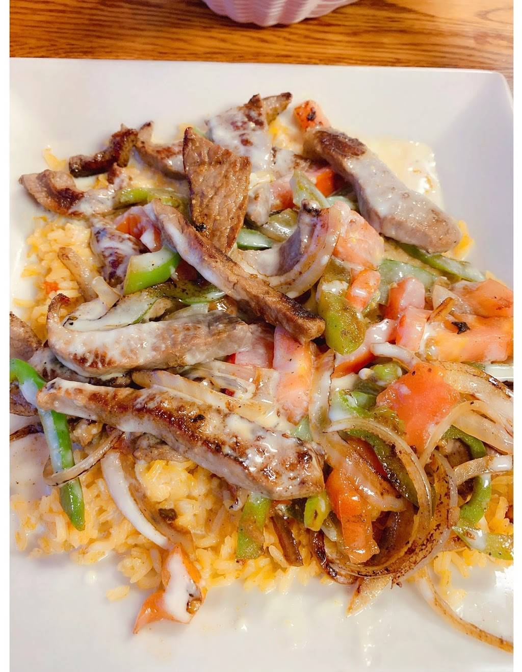 El Cazador | restaurant | 405 Main St, Gretna, VA 24557, USA | 4346562355 OR +1 434-656-2355