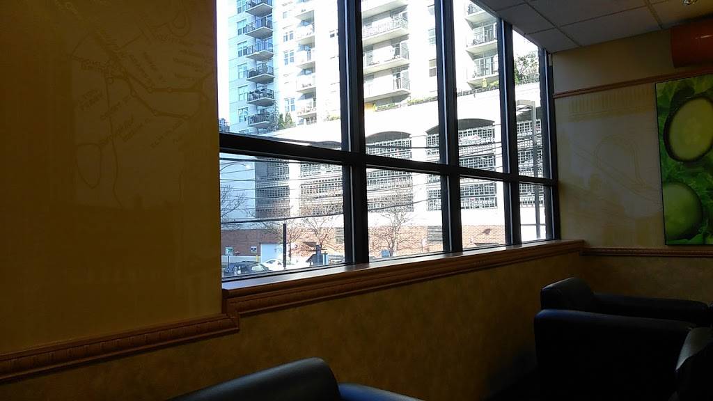 Subway Restaurants | restaurant | 816 N State St, Chicago, IL 60610, USA | 3129445106 OR +1 312-944-5106