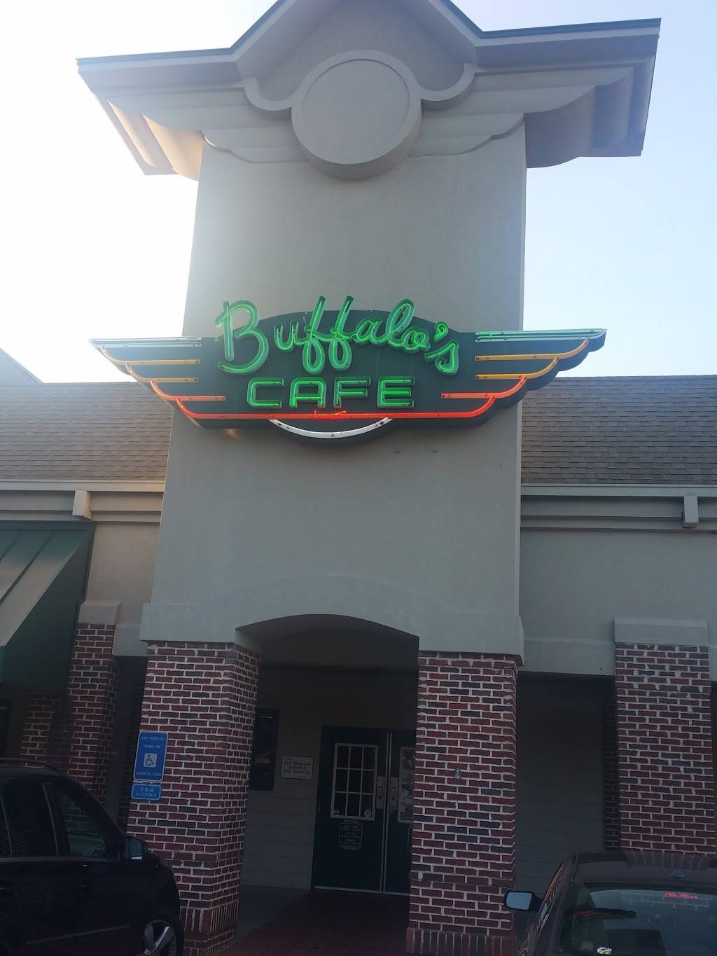 Buffalos | restaurant | 12035 GA-92, Woodstock, GA 30188, USA | 7705919464 OR +1 770-591-9464