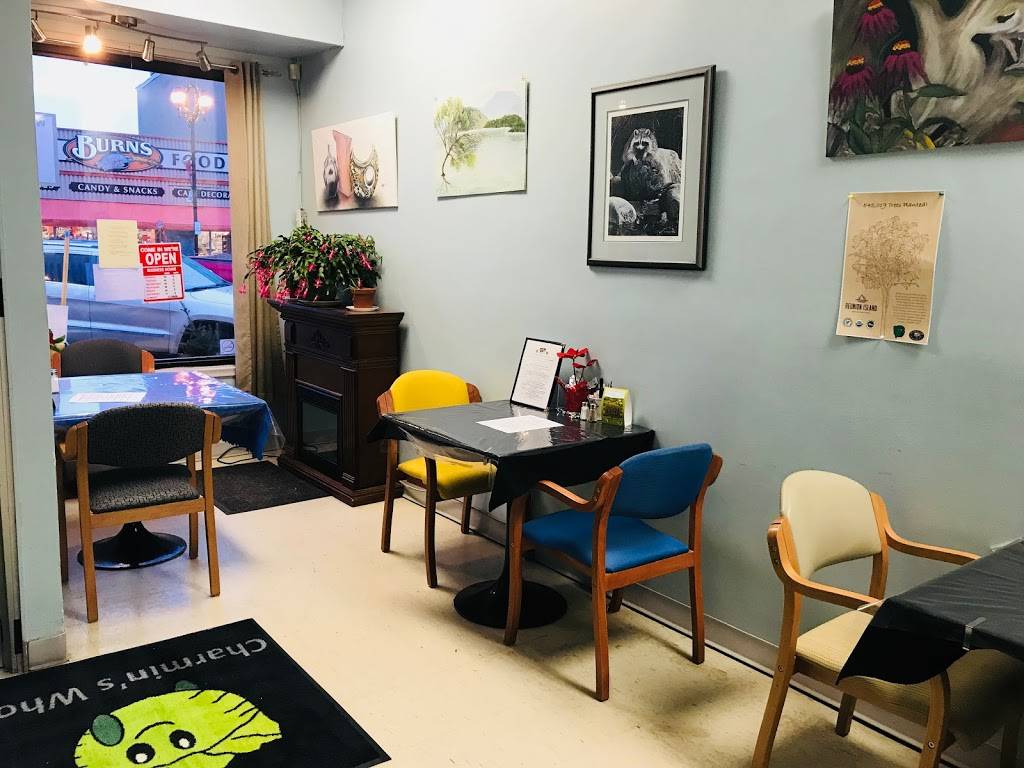 Charmins Wholesome Foods Catering and The Club House Restaurant | restaurant | 153 Kent St W, Lindsay, ON K9V 2Y5, Canada | 7053209828 OR +1 705-320-9828