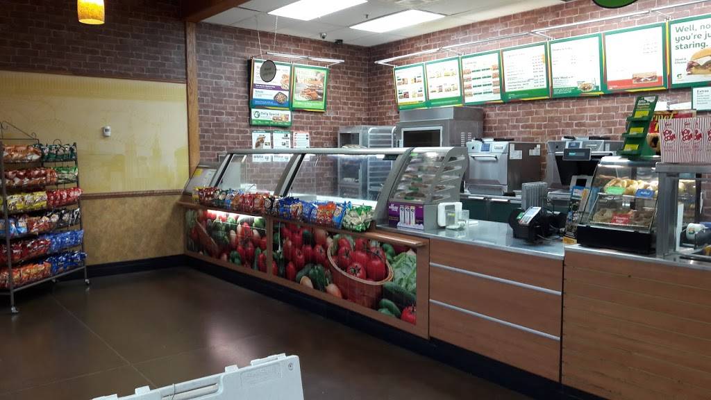 Subway | restaurant | 4040 Nolensville Pike, Nashville, TN 37211, USA | 6158372828 OR +1 615-837-2828