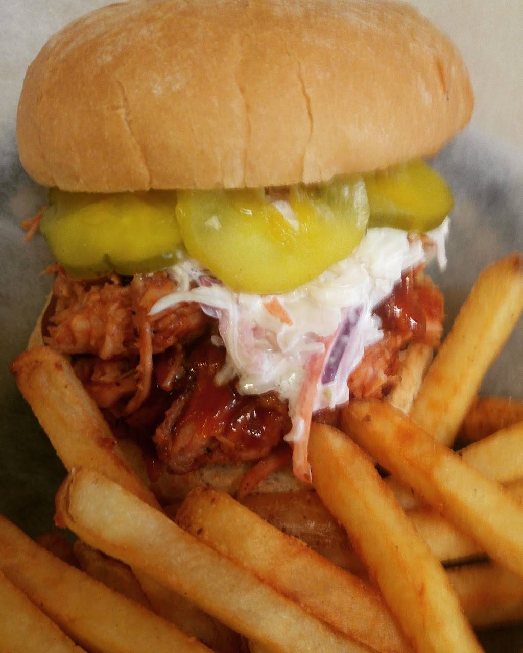 Cross Roads Diner | restaurant | 94 New Rochester Rd, Dover, NH 03820, USA | 6037400233 OR +1 603-740-0233