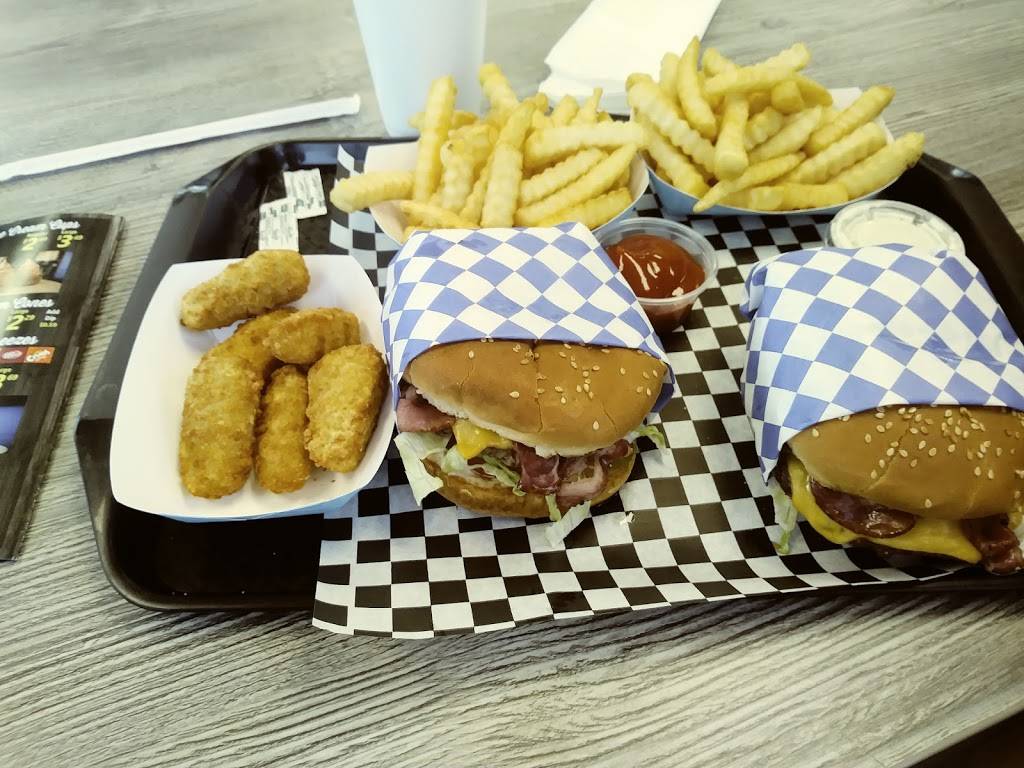 Frosty King | restaurant | 1301 Union Ave, Bakersfield, CA 93305, USA | 6614930086 OR +1 661-493-0086