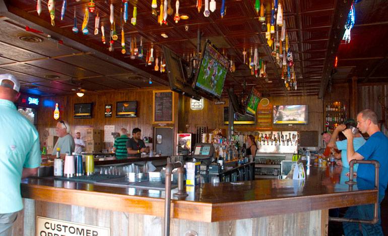 Woody’s Tavern & Grill | restaurant | 12801 Shops Pkwy #100, Bee Cave, TX 78738, USA | 5122638374 OR +1 512-263-8374