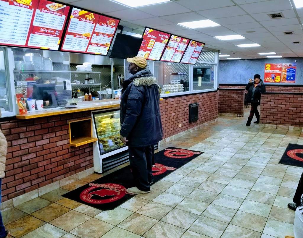 Red Snapper Marquette | restaurant | 2800 W Marquette Rd, Chicago, IL 60629, USA | 7734364000 OR +1 773-436-4000