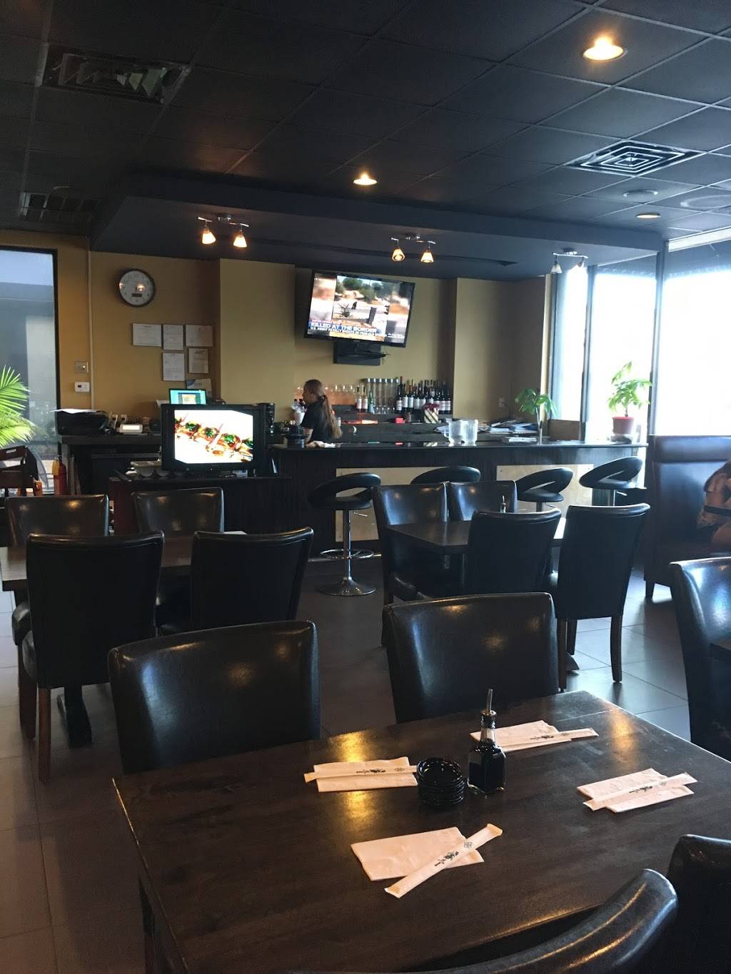 Angs Sushi Bistro | restaurant | 501 Kempsville Rd, Chesapeake, VA 23320, USA | 7578426900 OR +1 757-842-6900