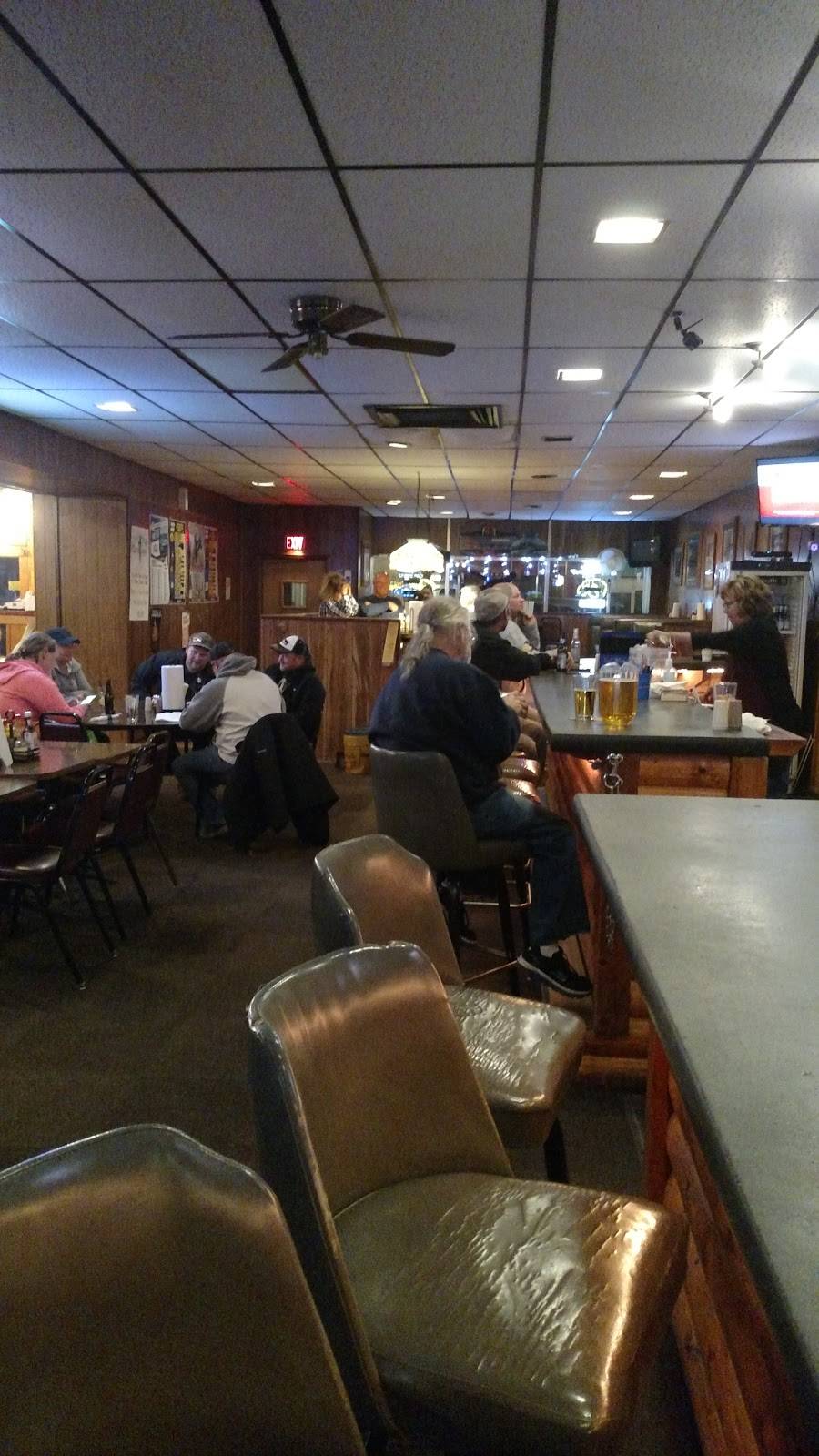 The Corner Lounge | restaurant | 207 E Main St, Belmond, IA 50421, USA | 6414444451 OR +1 641-444-4451