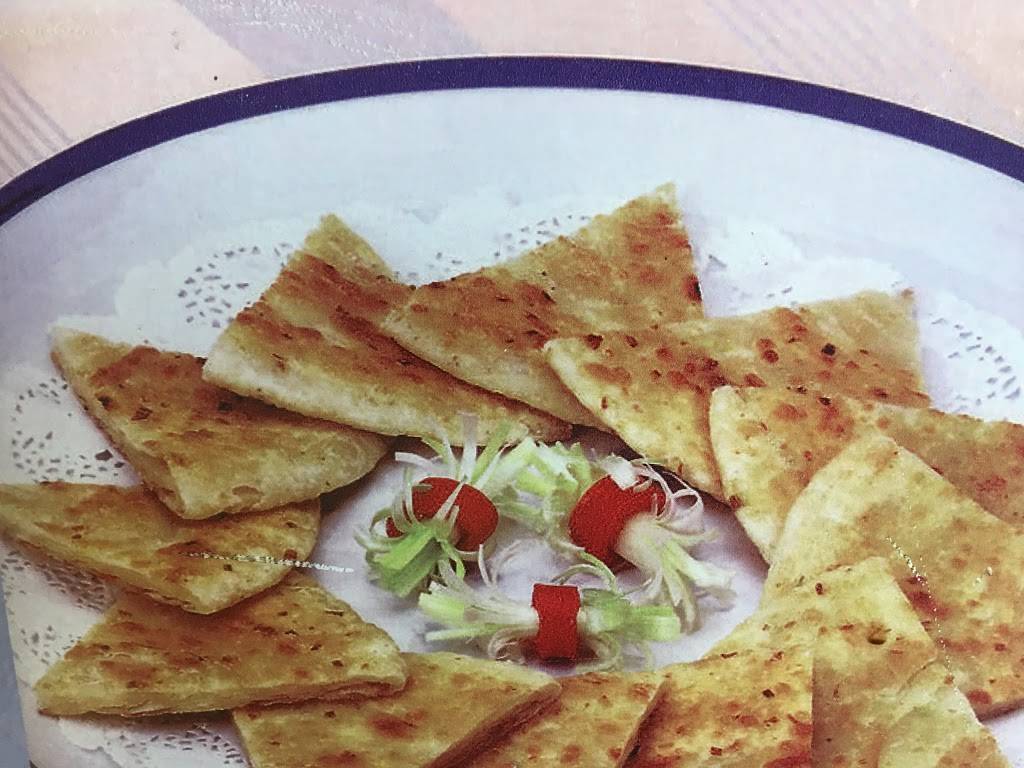 East Meets West | restaurant | 41 New Britain Ave, Rocky Hill, CT 06067, USA | 8605632009 OR +1 860-563-2009