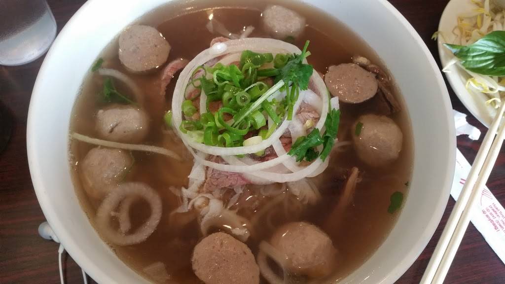 Pho n Rice | restaurant | 289 Beacon St, Somerville, MA 02143, USA | 6178648888 OR +1 617-864-8888