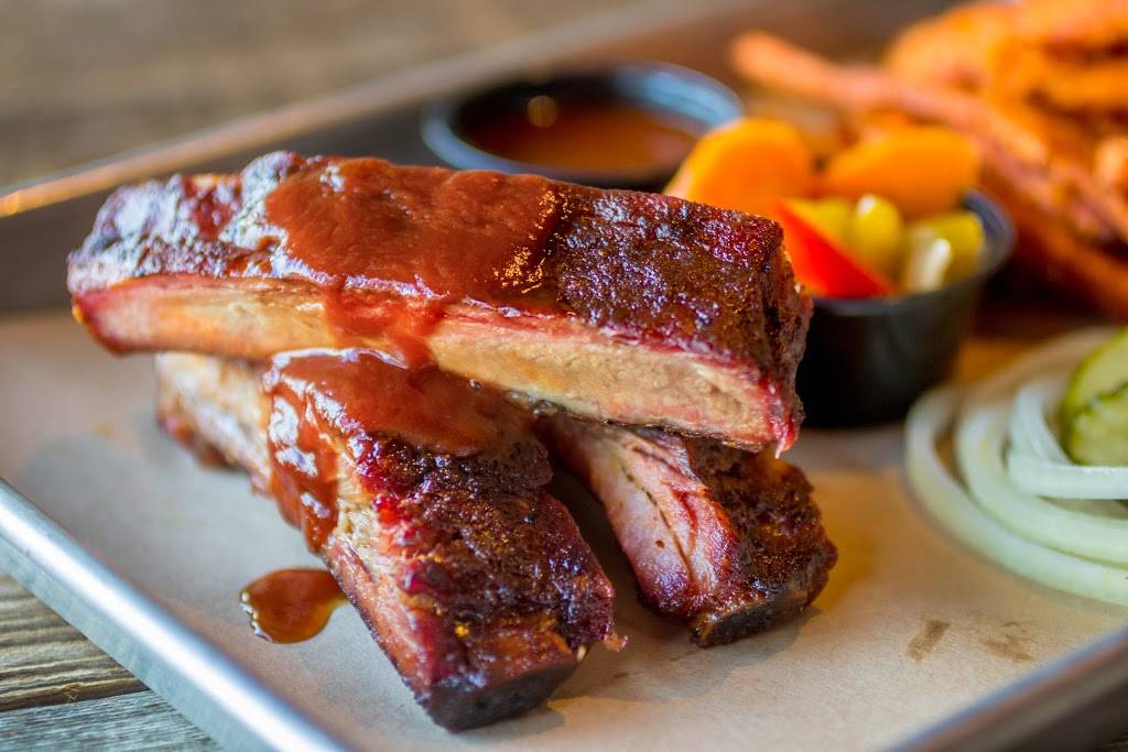 Armadillo Willys Barbecue | restaurant | 1031 N San Antonio Rd, Los Altos, CA 94022, USA | 6509412922 OR +1 650-941-2922