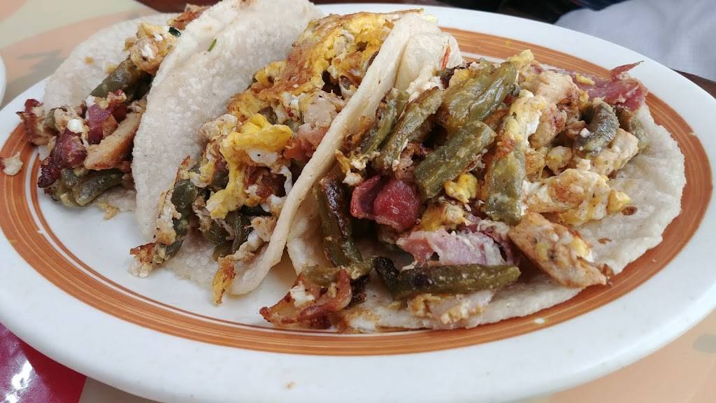 Taqueria El Toro | restaurant | 4000 E Belknap St, Haltom City, TX 76111, USA | 8178315003 OR +1 817-831-5003