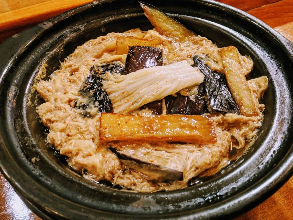 Hachi Ju Hachi | restaurant | 14480 Big Basin Way, Saratoga, CA 95070, USA | 4086472258 OR +1 408-647-2258