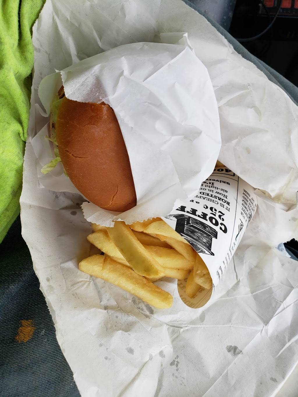 The Joint House of Burger | restaurant | 930 S Main St, Santa Ana, CA 92701, USA | 7145477632 OR +1 714-547-7632